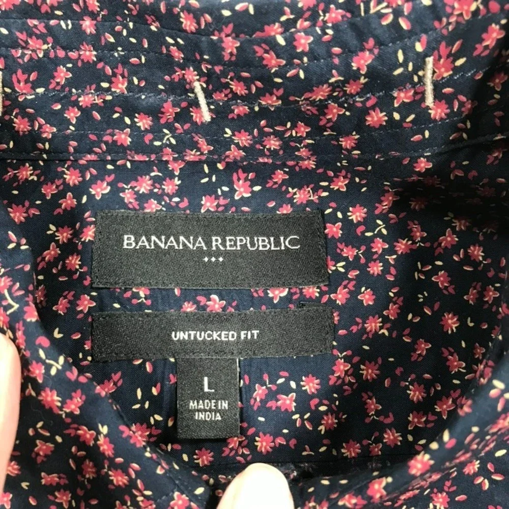 Banana Republic Shirt Men's Large Floral Untucked Fit Button Down Blue Pink